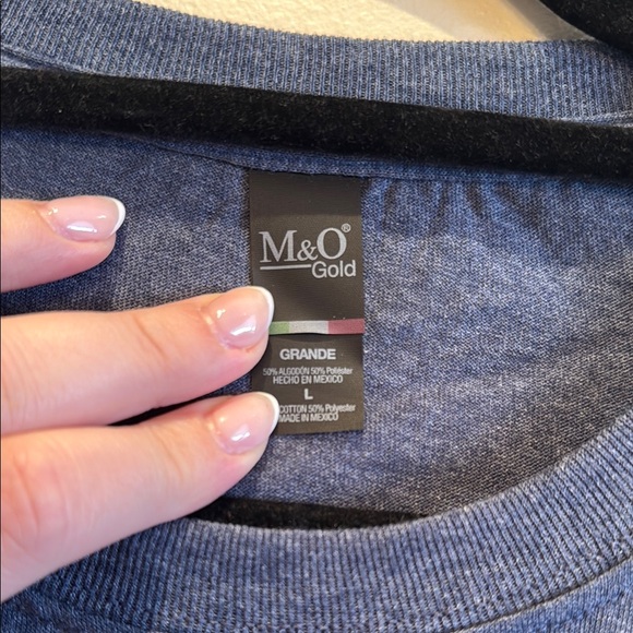 NWOT - Heather Blue "I Make Beer Disappear" Graphic T-Shirt from Jasper, Canada - Picture 3 of 4